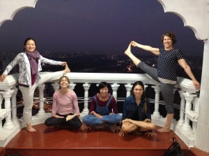 Practising yoga with international yoga friends